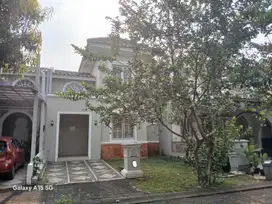 Di Jual Rumah di Legenda Wisata Cibubur