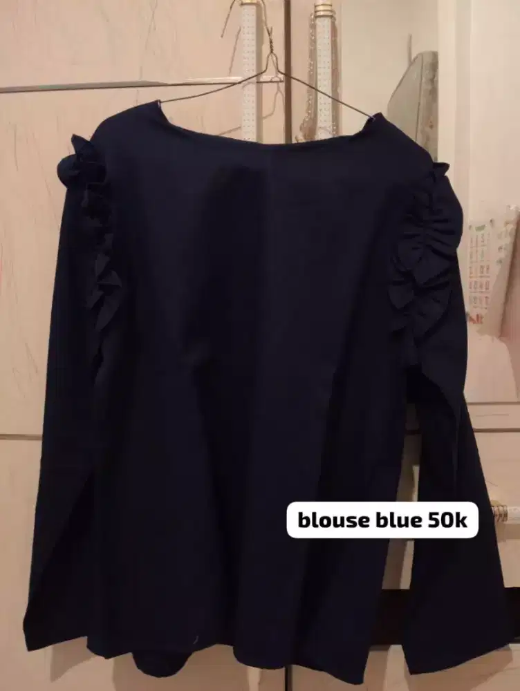 Baju blouse masih bagus