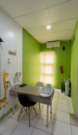 Disewakan Ruko Hot Lokasi Strategis di Mekarwangi