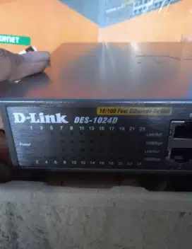 Switch jaringan D-LINK 24 PORT