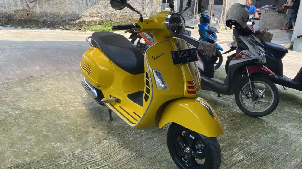 Vespa GTS iGET 150 ABS