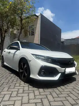 HONDA CIVIC HATCHBACK 2018 1.5 A/T TURBO