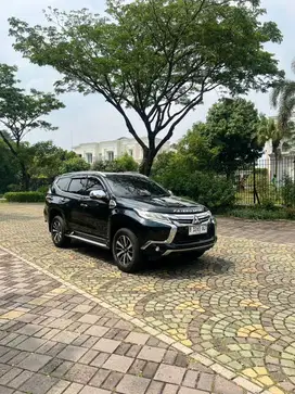 Diesel Solar Dakar 4x2 Low Km Mulus Berkualitas Bagus Pajero Sport