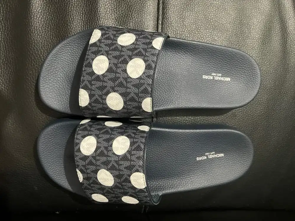 Sendal Pria - Michael Kors - Original