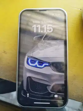 Ip 13 128 white