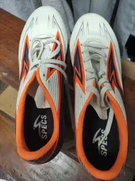 Sepatu Bola Specs Hyper Speed ukuran 44