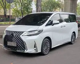 Lexus LM350 7-Seater 2022 Putih