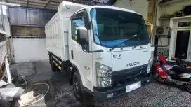 Isuzu ELF NMR81U Dumptruk