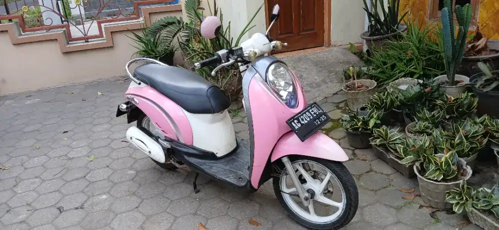 Scoopy imoet lengkap hidup