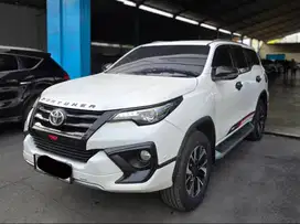 Toyota Fortuner 2.4 VRZ TRD Diesel AT Matic 2018