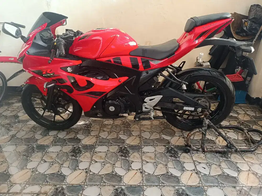 Suzuki GSX R 150 2018