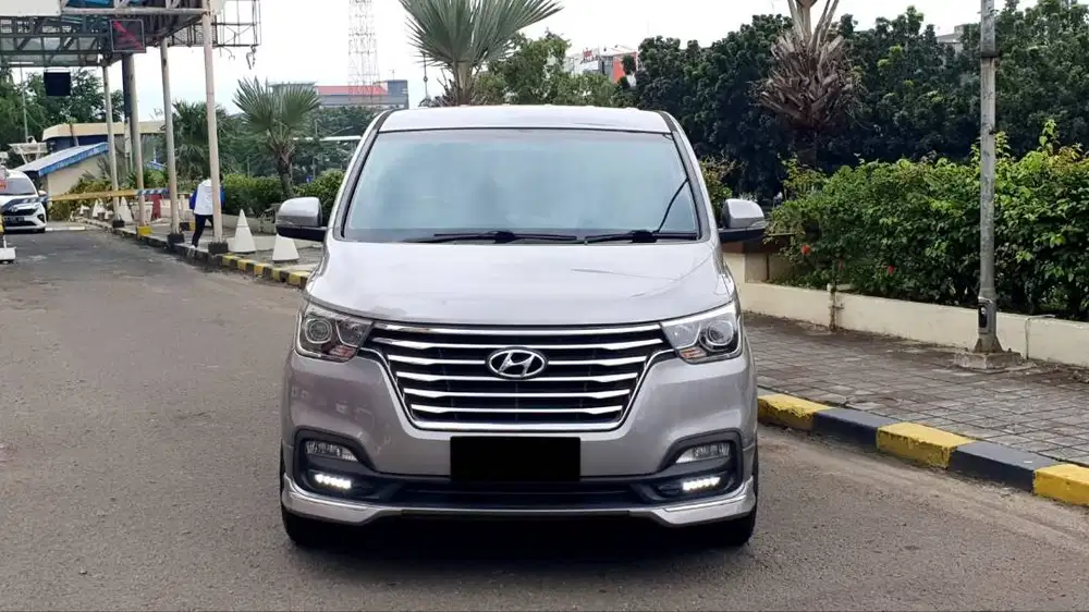 [ GARANSI 5TH ] Hyundai H1 H-1 H 1 Royale 2.5 CRDI Diesel 2019 2020