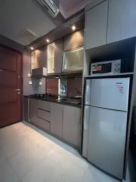 Royal Mediterania Tanjung Duren 1 BR Full Furnished Lantai Rendah