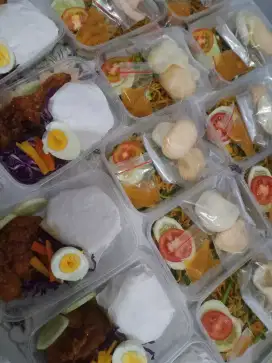 Catering besar kecil, nasi kotak, bekal sekolah
