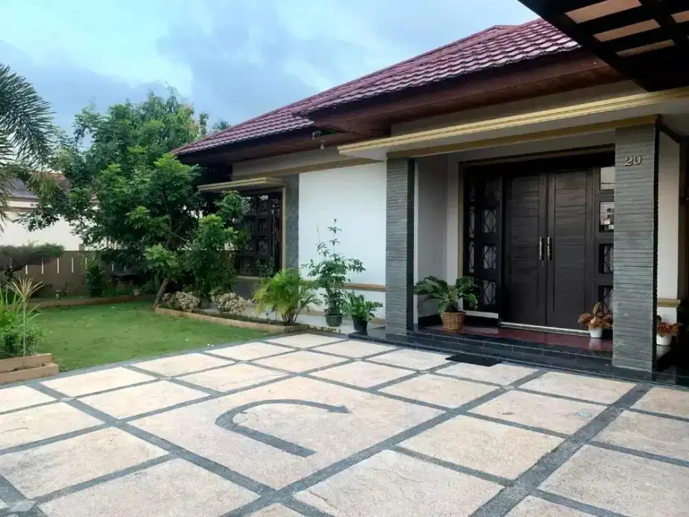Rumah Luas halaman luas pekanbaru