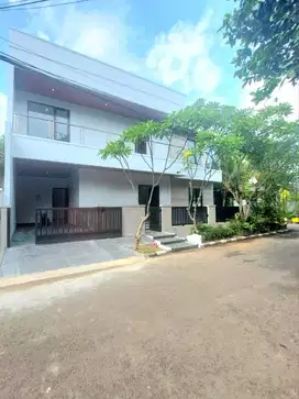 RUMAH HOOK BRAND NEW DI MALEO BINTAO SEKTOR 9 PURI BINTARO EMERALD