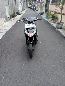 Dijual Motor Honda Beat Karbu 2010