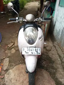 Honda Scoopy 2011