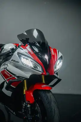 R6 Anniversarry Edition 2012