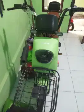 Di JUAL CEPAT SEPEDA LISTRIK ENINE