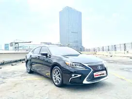 Lexus ES300H Tahun 2015 Facelift Automatic Hitam