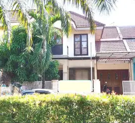 JUAL RUMAH DI GRAHA PRIMA BEKASI BERGAYA MEGAH SIAP HUNI (C0457)