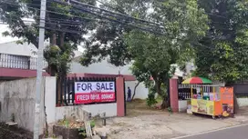 DIJUAL RUMAH DI WARUNG JATI JAKARTA SELATAN
