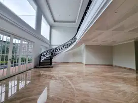 RUMAH PAKUWON INDAH MEWAH BARU RENOV TOTAL ADA SWIMMING POOL
