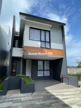 RUMAH 2 LANTAI BERKONSEP JAPANDI STYLE HOUSE DI PONDOK PETIR- PAMULANG