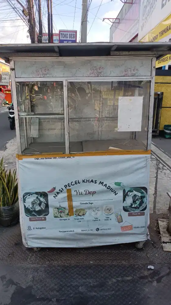 Dijual dan disewakan gerobak usaha/jualan