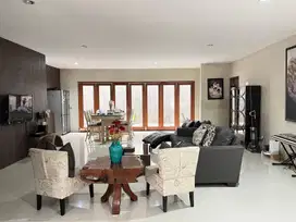 Dijual Rumah siap huni di Batununggal