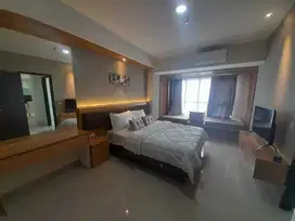 Sewa Apartemen 2BR 92 m2, Orange County Lippo Cikarang, 135 Juta/Thn!