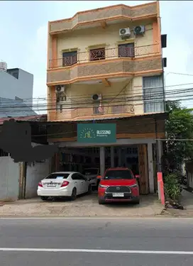 Ruko Lebar di poros Sungai Sadang Baru dekat ke Pettarani & Veteran