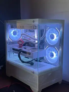 PC GAMING INTEL U 5, RTX 5060