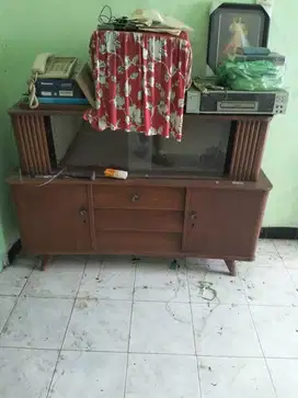 Lemari TV Ruang Tamu Kayu Jati