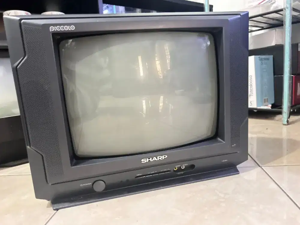Dijual TVC 14 sharp picollo dan radio tape polytron