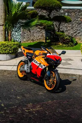 CBR600RR 2015 CBR1000RR CBR250rr