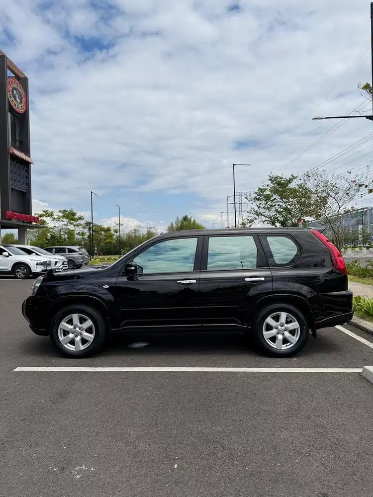 Nissan Xtrail 2.5 St At