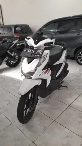 Honda Beat 2020 km.low 34rb an (Bisa tuker tambah)