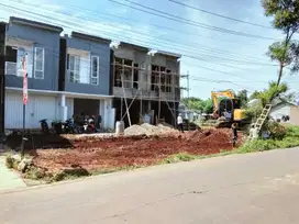 Ruko pinggir jalan harga 300 jutaan di sebelah timur cileungsi