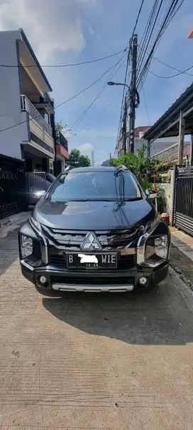 XPANDER CROSS 1500CC 4X2 AT ( Over Kredit )