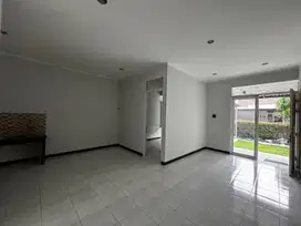 Dijual Rumah Siap Huni Taman Kopo Indah 5 Sommerville Bandung