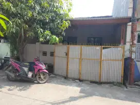 Di sewakan rumah d duta harapan dekat mall sumarecon
