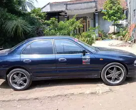 Mitsubishi Galant 1996 Bensin
