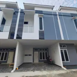 Di Jual Rumah Ready 2Lt Cempaka Dekat Dengan RS YARCI Jakarta Pusat