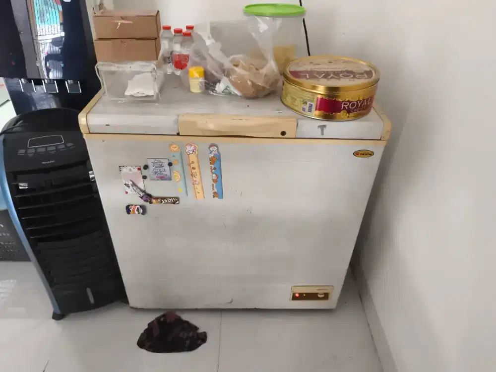 Freezer merek daiichi 161L