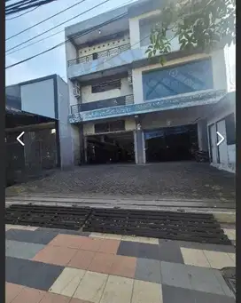 Disewakan Bangunan Komersial Siap Pakai 3lt Bratang Binangun Semi Furn