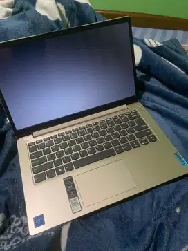 LAPTOP LENOVO IDEAPAD Slim 1i Ram 8 SSD