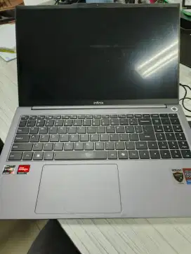 Laptop bekas infinix xbook B15