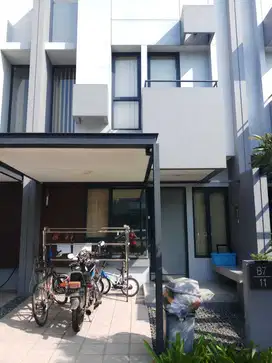 Dijual Rumah 2 Lantai dengan 2 Kamar Tidur dan 2 Kamar Mandi Siap Huni